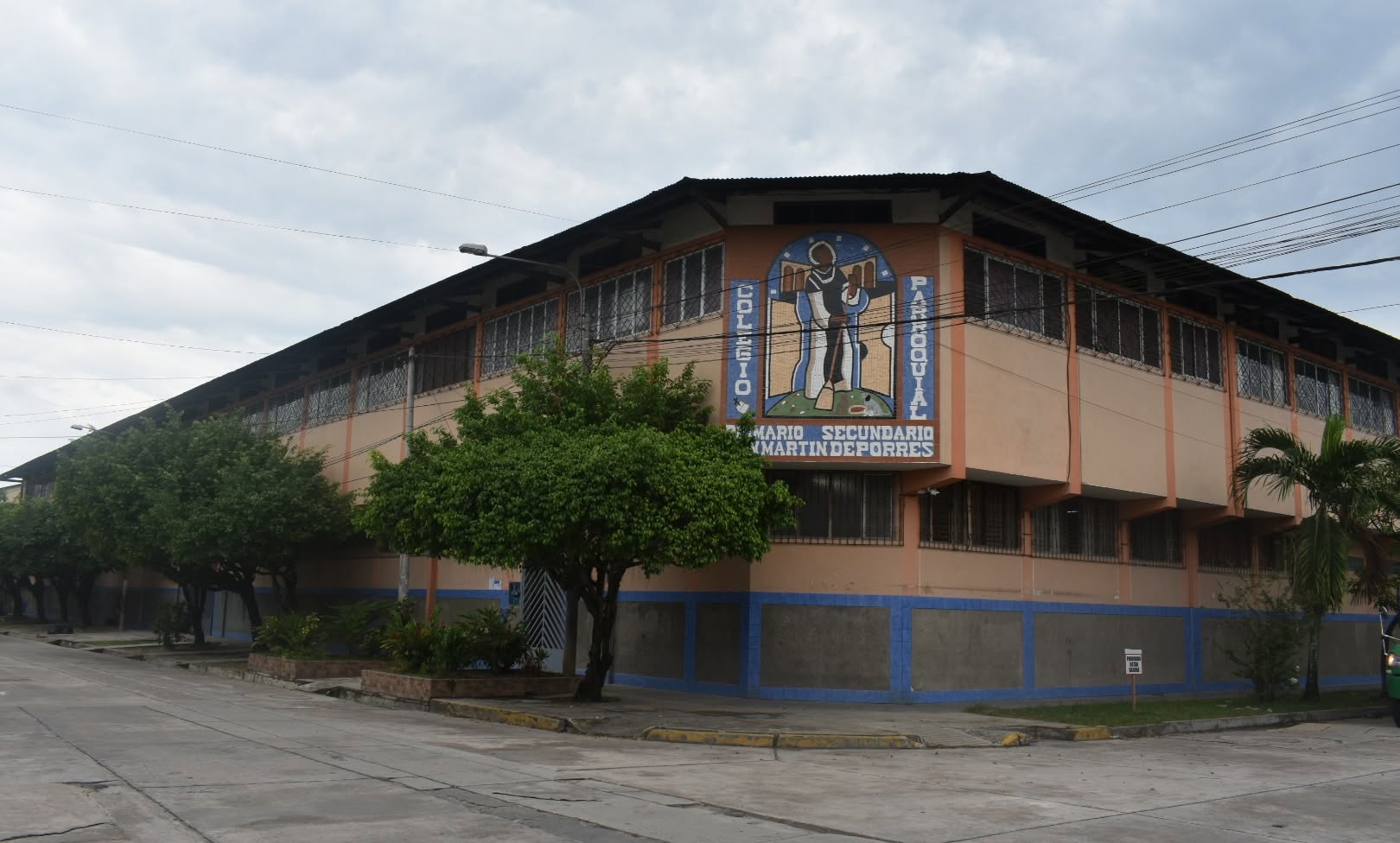Local de Secundaria del Colegio Parroquial San Martín de Porres